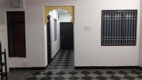 Nandini Paying Guest House